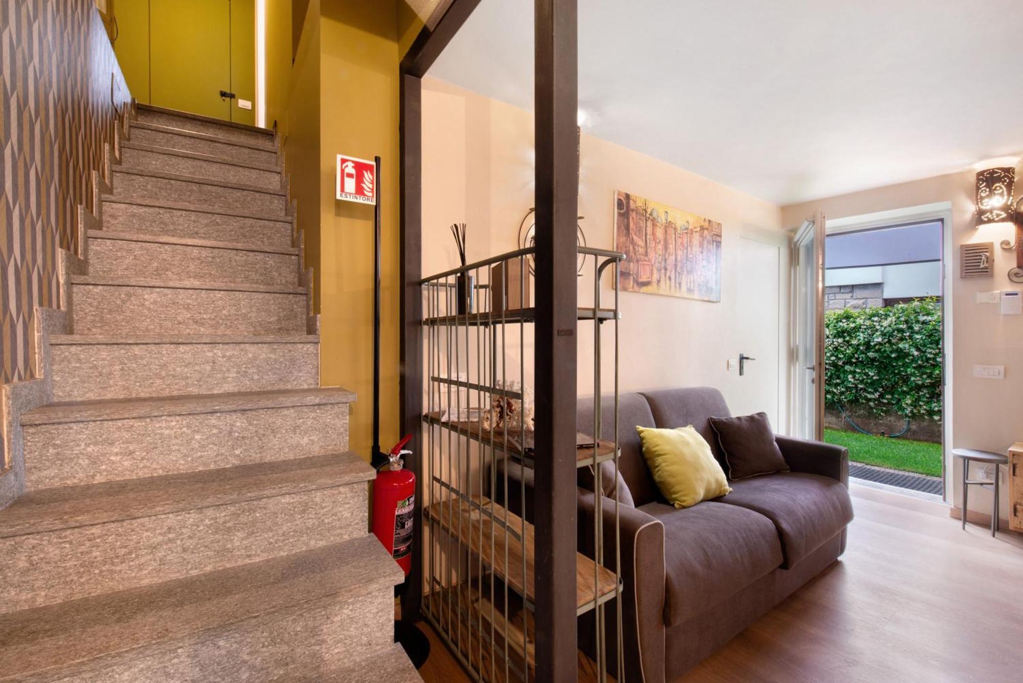Aloha Lake Apartments Mandello del Lario Extérieur photo