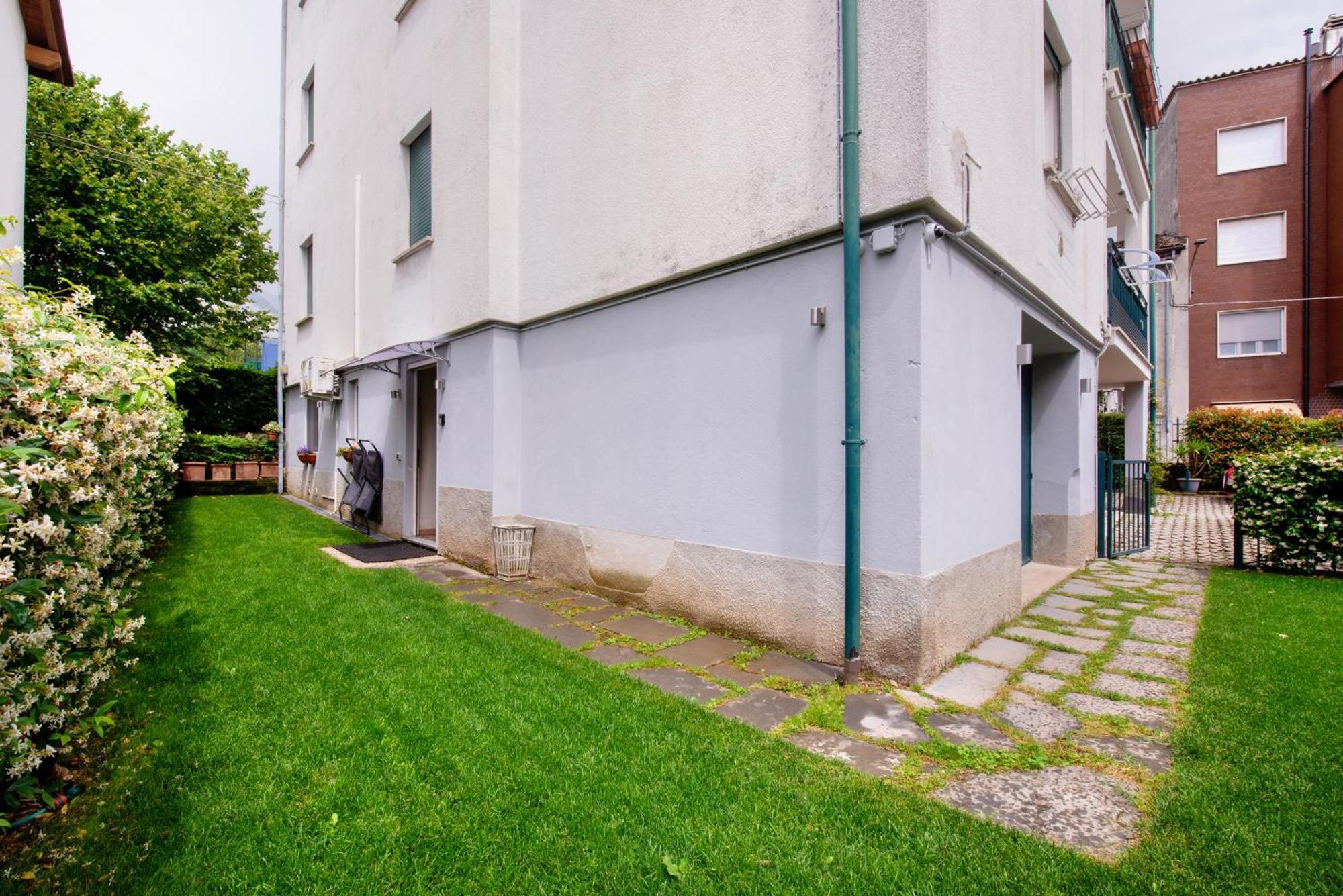 Aloha Lake Apartments Mandello del Lario Extérieur photo